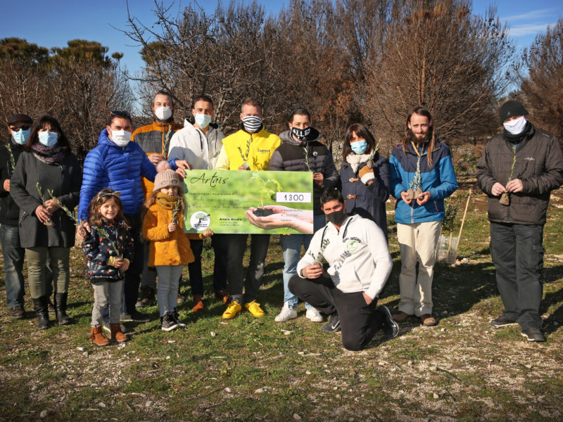 Artaïs fait un don de 1300€ pour la Forêt Provençale